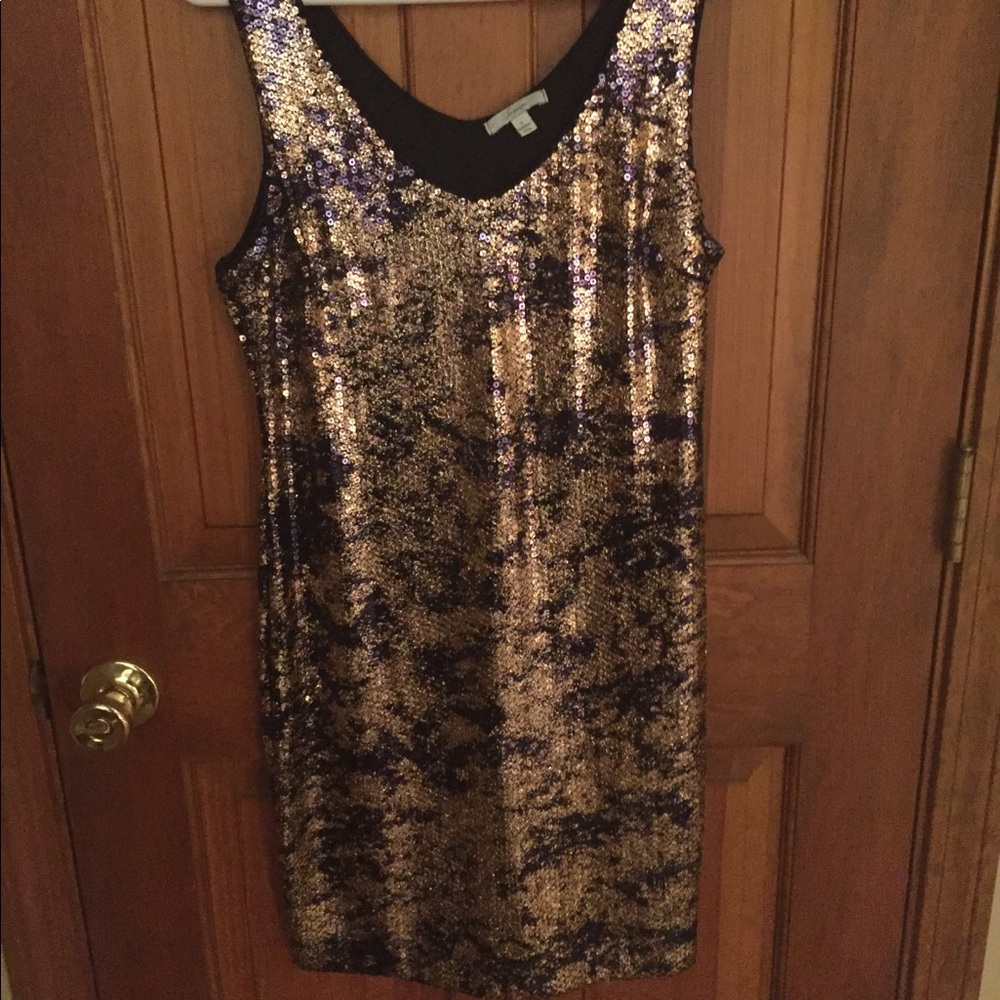 STUNTING ON EM Black&Gold Sequins Dress!!!